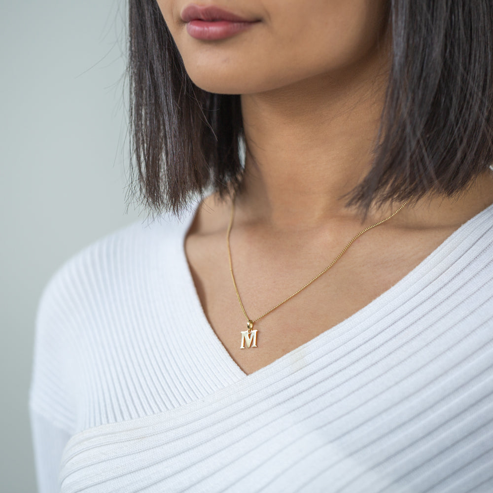 Tiny Gold Initial Necklace, Hammered Edge Circle, Custom Letter Necklace,  Personalized Necklace, Mom Necklace, Gift, Simple Mothers Necklace - Etsy